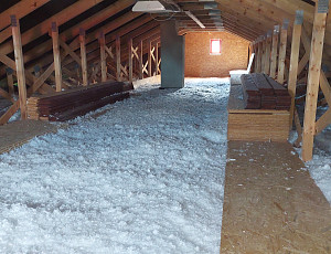 Izolace novostavby rodinného domu se sedlovou střechou